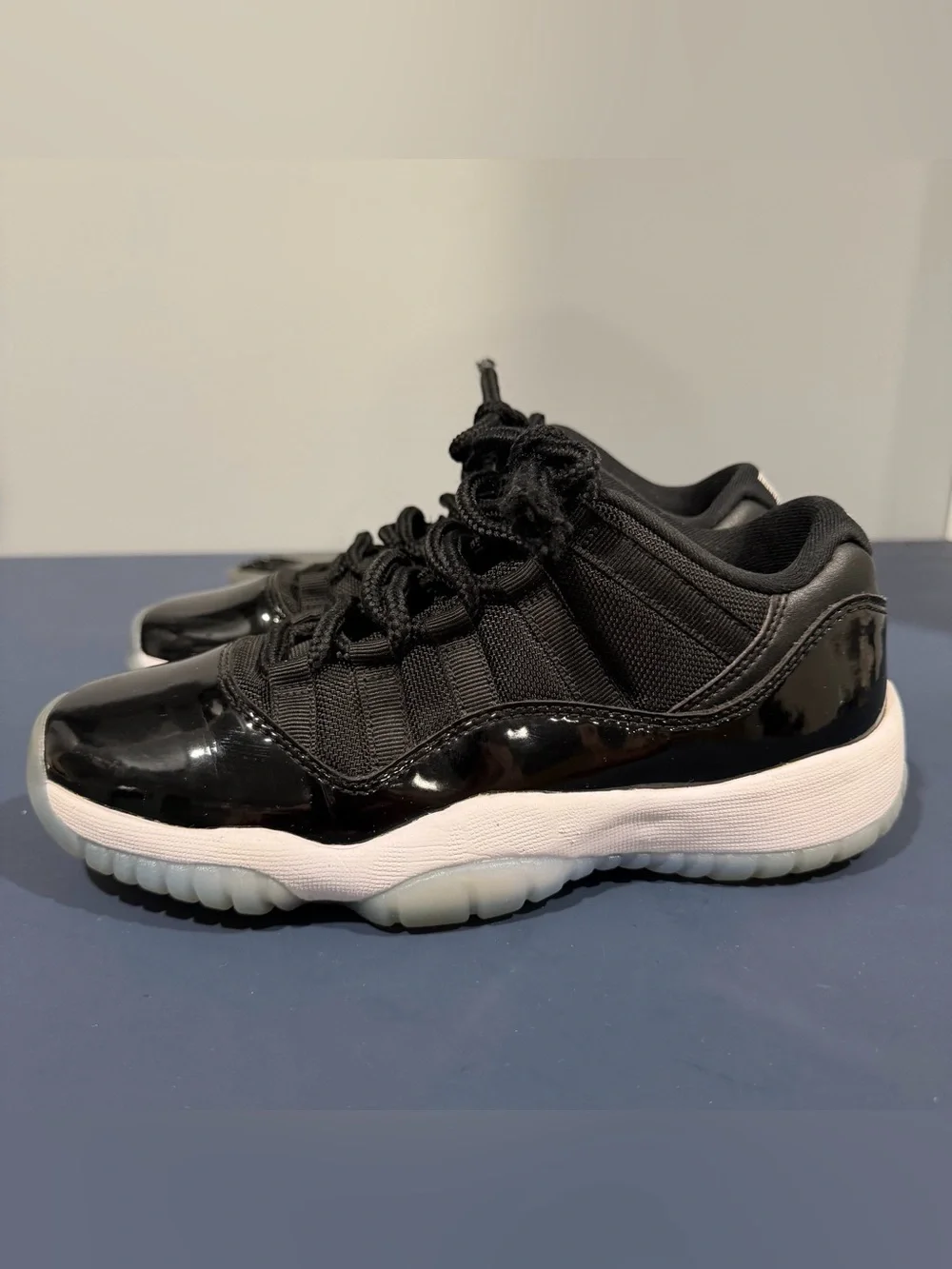 Nike Air Jordan 11 Retro Low Space Jam GS Size 4.5Y Black White FV5121-004